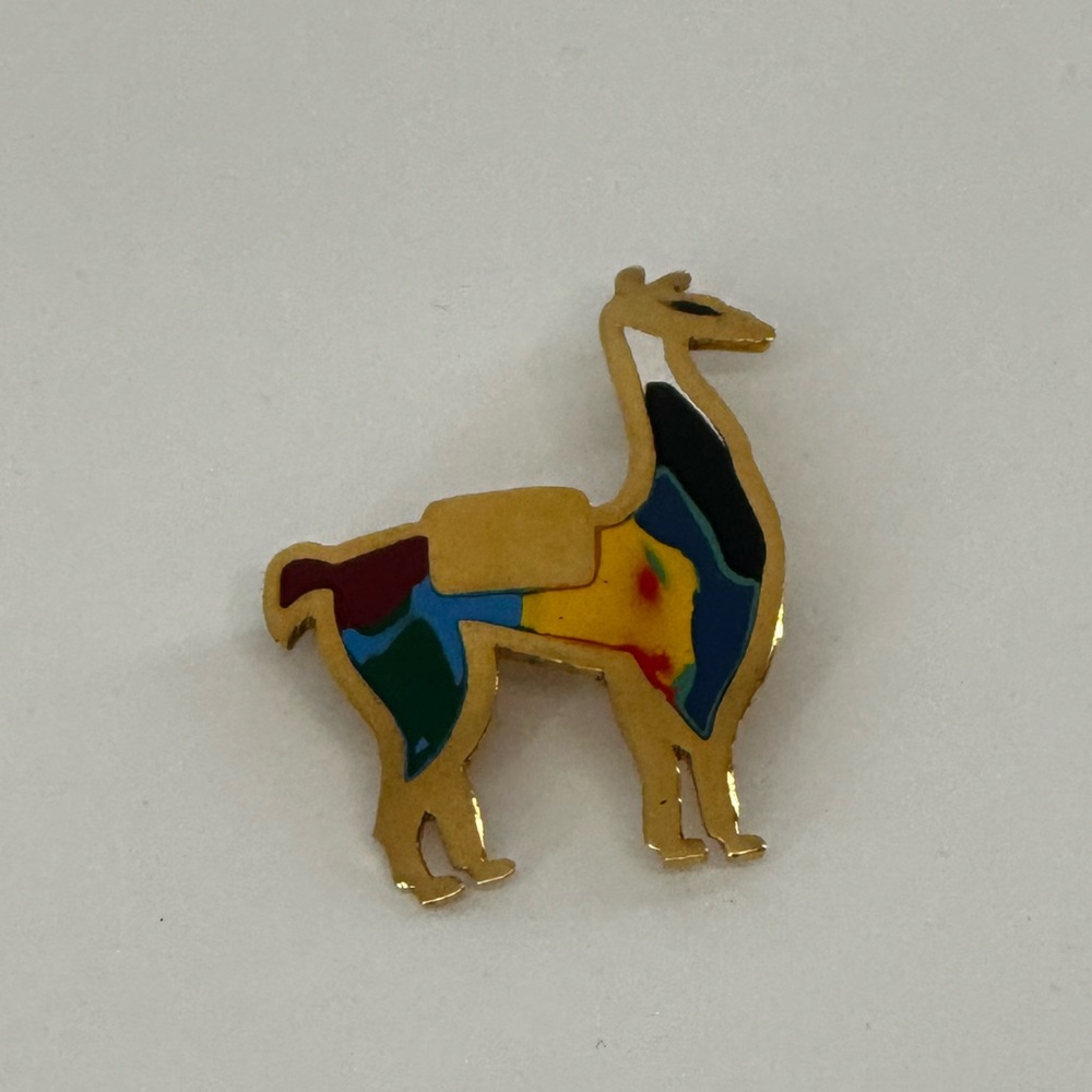 Alpaca Brooch - Picture 2 of 3